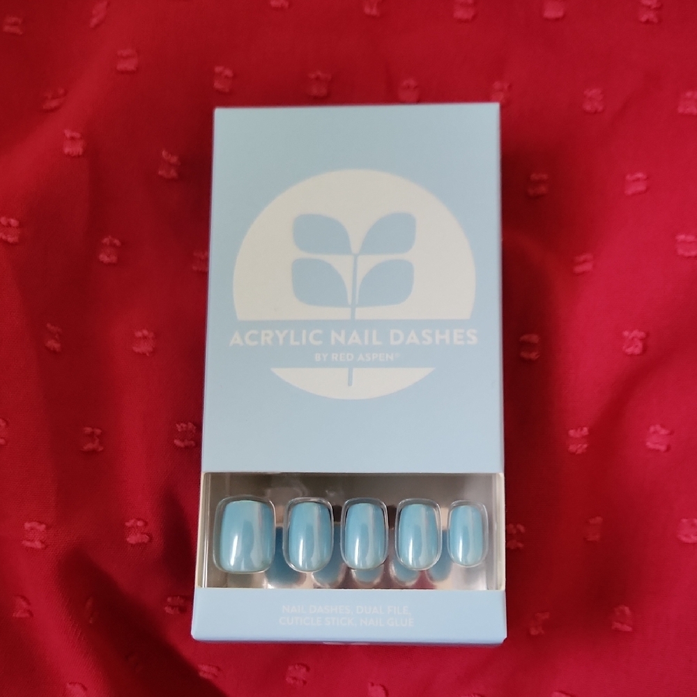 Red Aspen Blue Press-On Nails